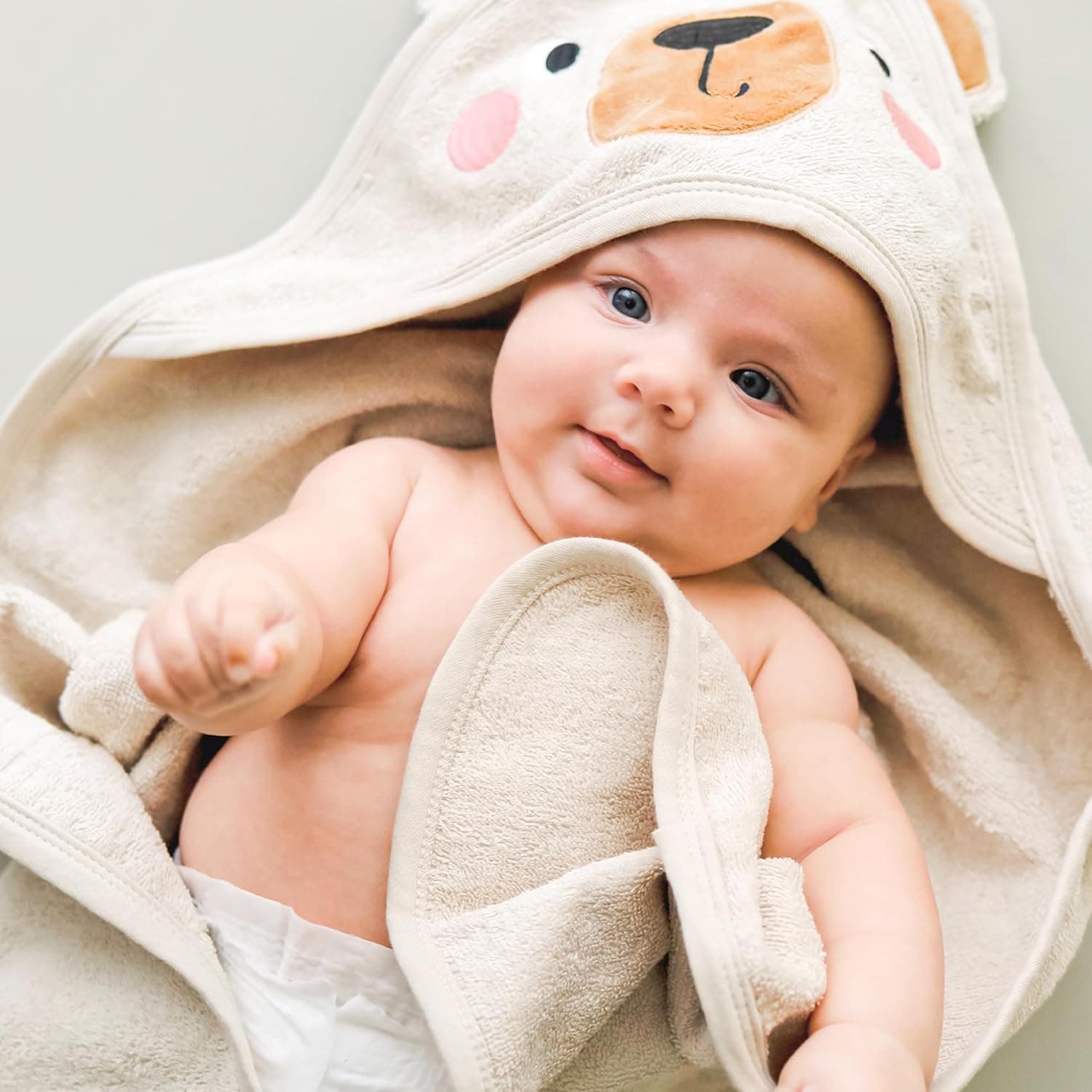 Toalla con capucha y manopla CuddleBug